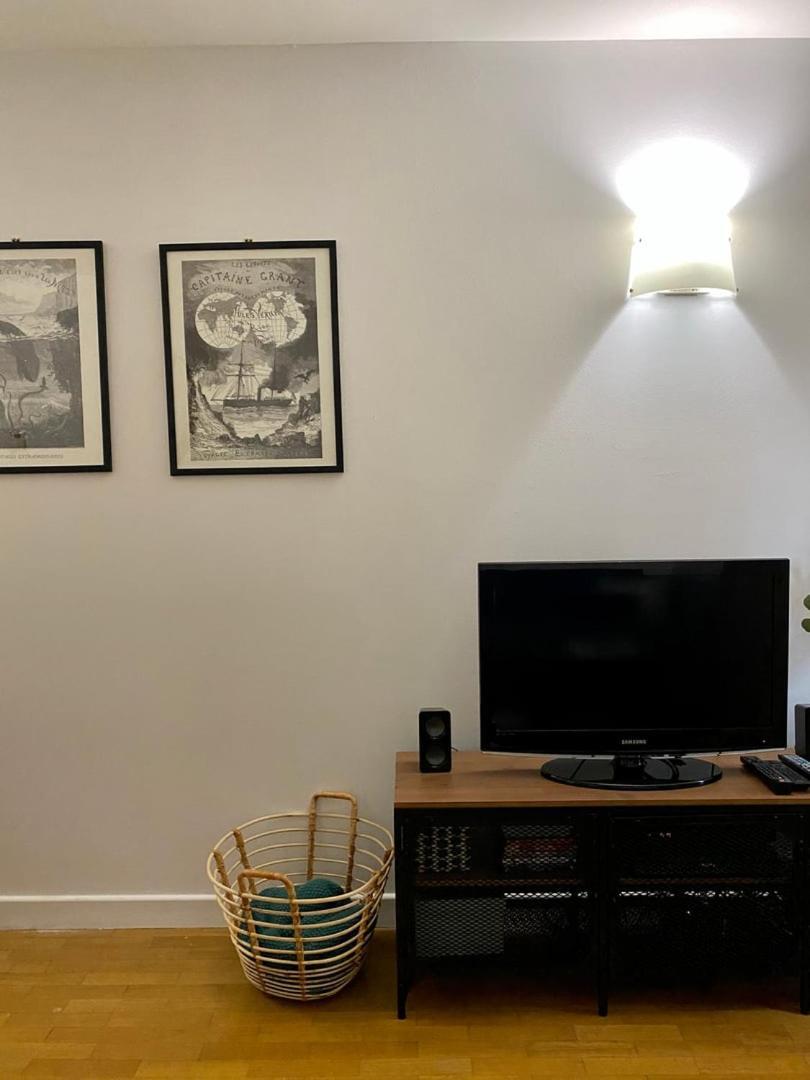 Apartmán Spacious 1Br | Near City Center & Baby-Friendly! Lyon Exteriér fotografie